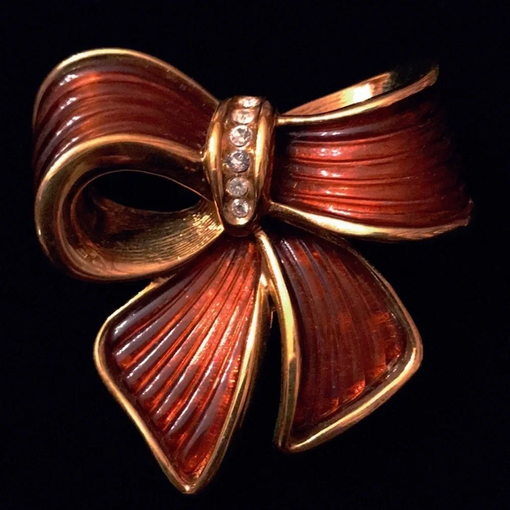 JOAN RIVERS Vintage Bow Brooch